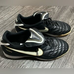 Nike Tiempo Natural 2010 Black,Indoor Soccer Shoes (366206-018)Men’s Size12(#04